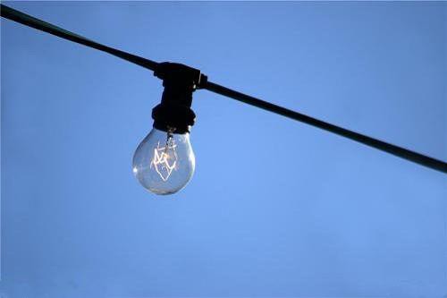 Clienții vechi Lia vin la compania noastră pentru a cumpăra linia de producți...